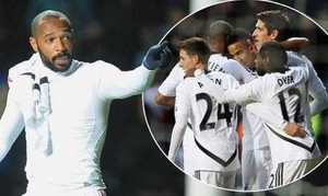 Arsenal thua đau, Henry gây hấn với fan