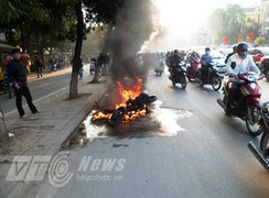 Cháy xe liên tục, Hà Nội yêu cầu kiểm tra mẫu xăng