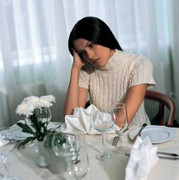 Sao nỡ dùng tôi để lấp khoảng trống?