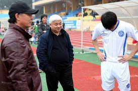 Xem Công Vinh ghi điểm trong mắt Everton