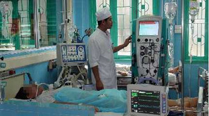 Truyền 5 lít máu cứu sống bệnh nhân bị TNGT