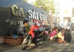 Ga Sài Gòn ngày cuối năm: Khách ít, 