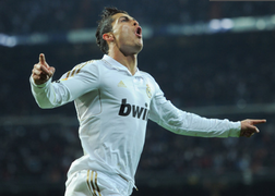 Tết Nhâm Thìn và những trận cầu 'đinh' quốc tế