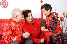 Dạy trẻ chúc Tết