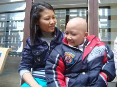 Tròn, to ánh nhìn bệnh nhi và câu chuyện