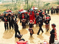 Người dân tộc thiểu số đón Tết như thế nào?