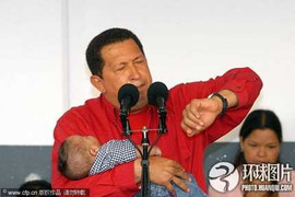 Ảnh: Khi chính khách cũng... 'ngộ nghĩnh trẻ thơ'