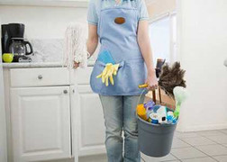 Đau đầu các chiêu trò đòi tăng lương của osin sau Tết