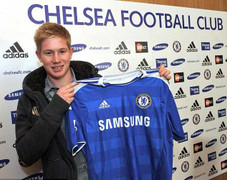 News 1/2:Tân binh của Chelsea lộ bí mật động trời