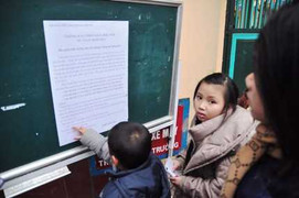 Đổi giờ học: phụ huynh lo tắc đường, con đói