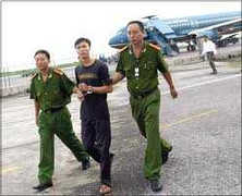 Vận động hơn 200 tội phạm ra đầu thú dịp Tết