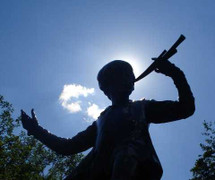 Dư âm Chelsea-MU: Chuyện cậu bé không bao giờ lớn