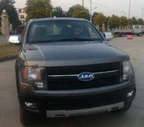 Xuất hiện “anh em sinh đôi” của Ford F-150 ở Trung Quốc