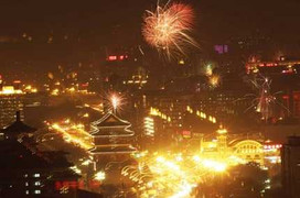 TQ lung linh pháo hoa, đèn lồng đêm hội Nguyên tiêu