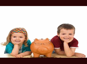 7 cách để dạy trẻ không trở thành người thực dụng