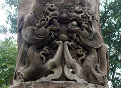 Bí ẩn cột rồng đá khổng lồ ngàn tuổi ở Bắc Ninh