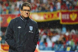 Nước Ý phản ứng ra sao về việc Capello ra đi?