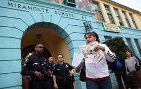 Sàm sỡ học sinh tiểu học: Hàng loạt giáo viên ra tòa