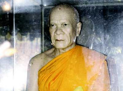 Thực hư về pho tượng 