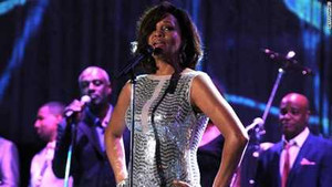 Whitney Houston đột tử: Chồng cũ Bobby Brown phát “rồ”