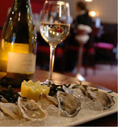 Những bữa tiệc VIP ngày Lễ tình nhân có giá bao nhiêu?