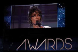 Tưởng nhớ Whitney Houston tại Grammy 2012