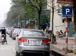 Từ mai, dân Hà Nội biết gửi xe ở đâu?