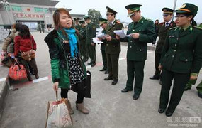 Giải cứu 7 thiếu nữ Việt bị lừa sang Trung Quốc bán dâm