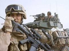 Lầu Năm Góc đòi 3 tỉ USD để 'làm gì đó' tại Iraq