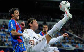 Hậu vệ Levante tố trọng tài và Real ăn cướp chiến thắng