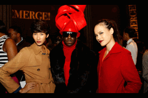Hoàng Thùy là tâm điểm tại New York Fashion Week