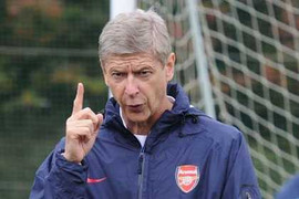 News 17/2: Arsene Wenger điên tiết với học trò