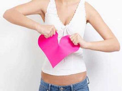 Thực hiện 5 điều sau để đứng dậy sau chia tay