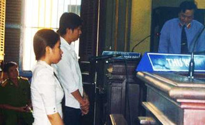 Gái xinh trả thù người tình “bắt cá hai tay”