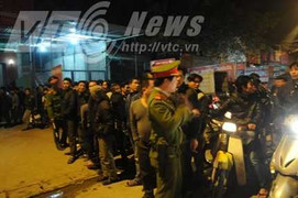 Hàng trăm cảnh sát lùng kẻ sát hại chủ tiệm vàng