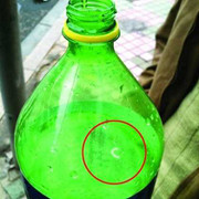 Phát hiện sâu trong nước giải khát Sprite của Cocacola