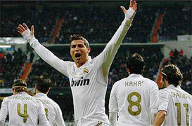 Real đại thắng, Ronaldo 'qua mặt' một huyền thoại