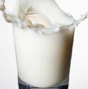 Uống sữa tươi tránh nguy cơ đột quỵ và đau tim