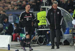 Từ chối bắt tay: Trào lưu mới của các 'ông sao'