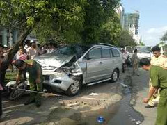 Bắt kẻ trộm gương, tài xế gây tai nạn liên hoàn