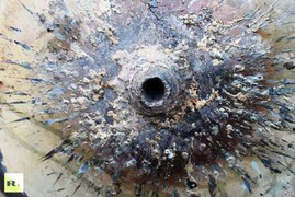 Video: Xôn xao quả cầu bí ẩn trên trời rơi xuống