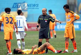 Đội bầu Kiên thoát thua nhờ lỗi trọng tài?