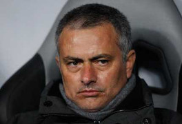 Real dẫn đầu, Mourinho vẫn buồn...vì CĐV