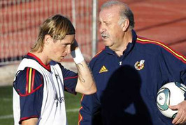 HLV Del Bosque nhói đau khi quyết định loại Torres