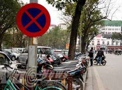 Thu hồi giấy phép cửa hàng không có điểm trông xe