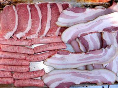 Tiếp tục lấy mẫu thịt trên thị trường để xét nghiệm