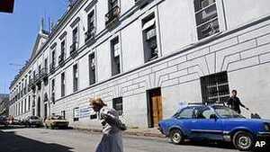 Hàng chục bệnh nhân bị y tá nam giết chết