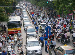 Đề xuất không thu phí phương tiện với xe công