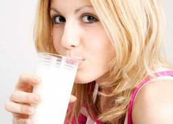 Mỗi ngày một ly sữa để tăng cường trí não