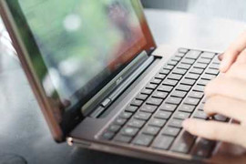 Tôn trọng phần mềm bản quyền để phát triển